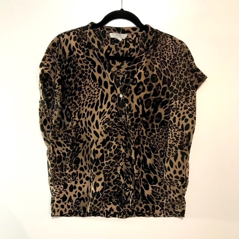 Forever 21 Short Sleeve Blouse Cheetah Print Large